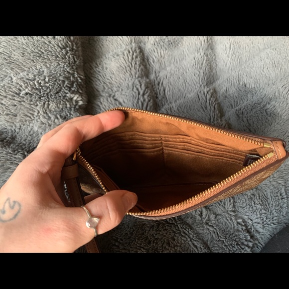 Coach wristlet! - Picture 3 of 4